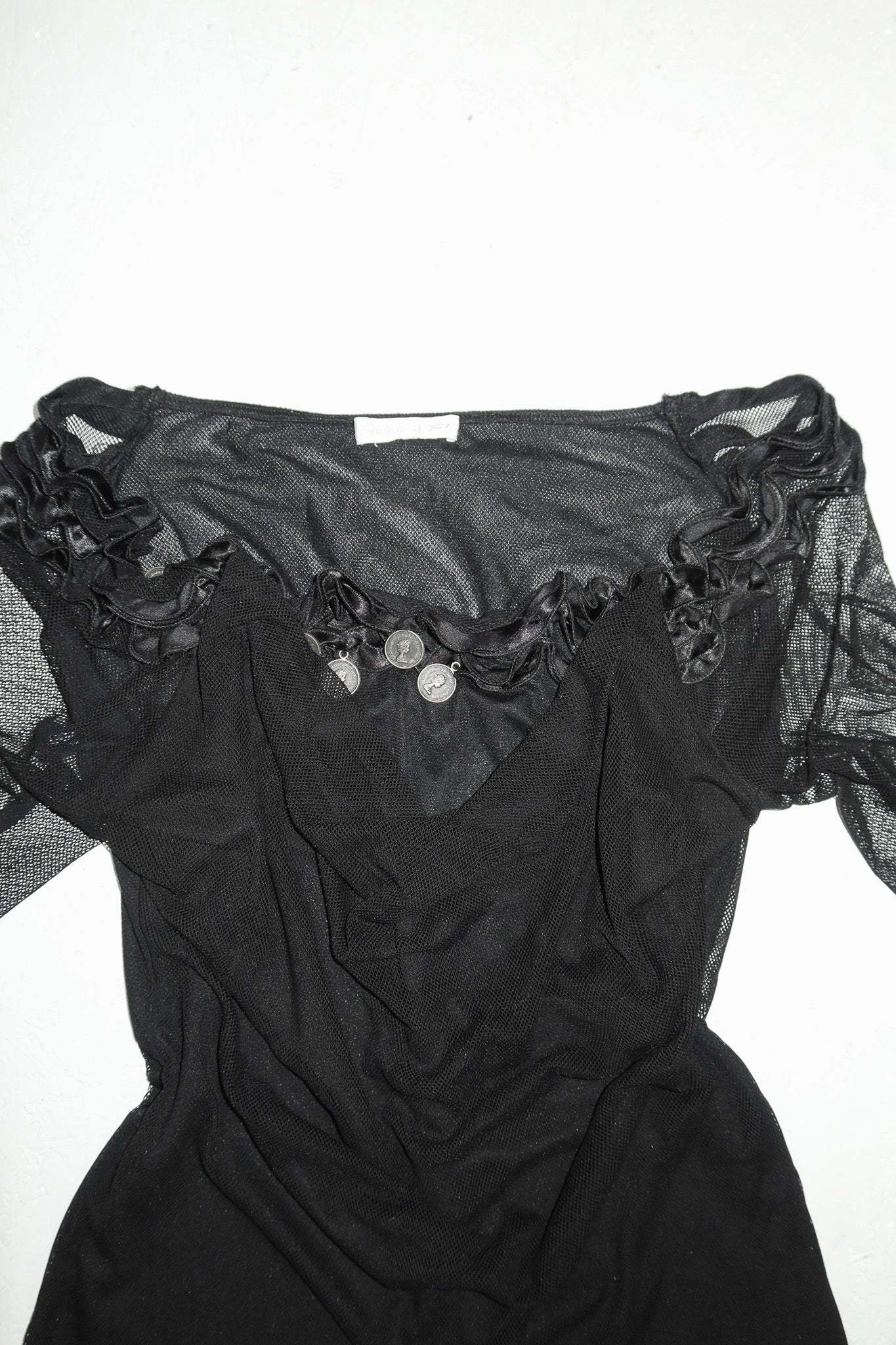 silver leaf mesh long sleeve top black.
