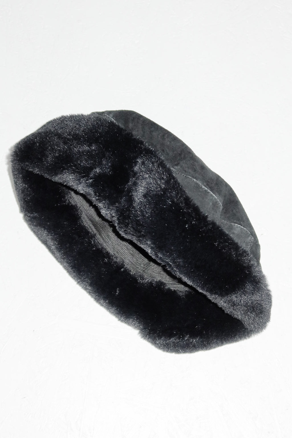 1990's jessica suede bucket hat black.
