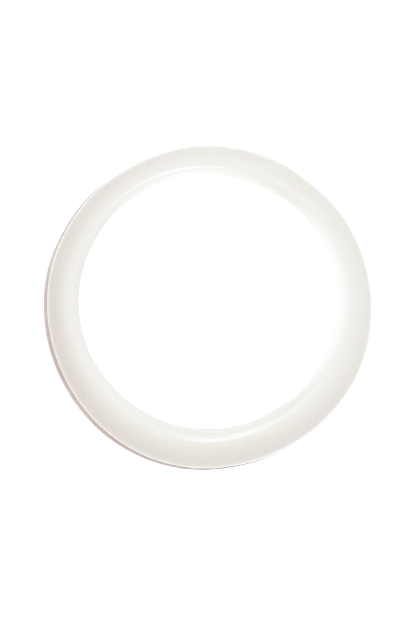 2000’s chunky acrylic bracelet white.