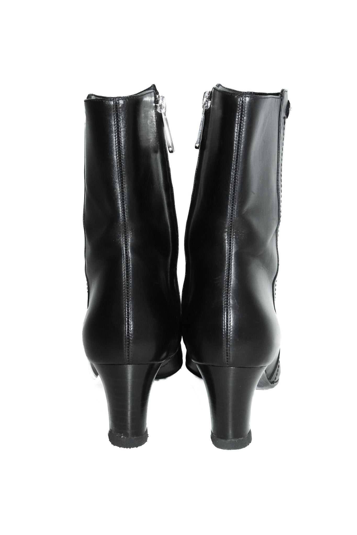 1990’s bally liza leather ankle boots black.