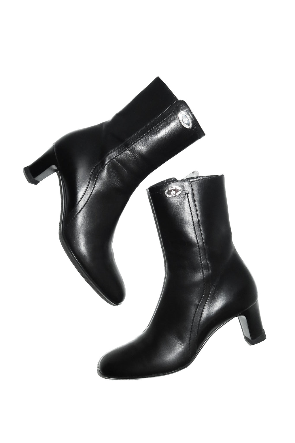 1990’s bally liza leather ankle boots black.