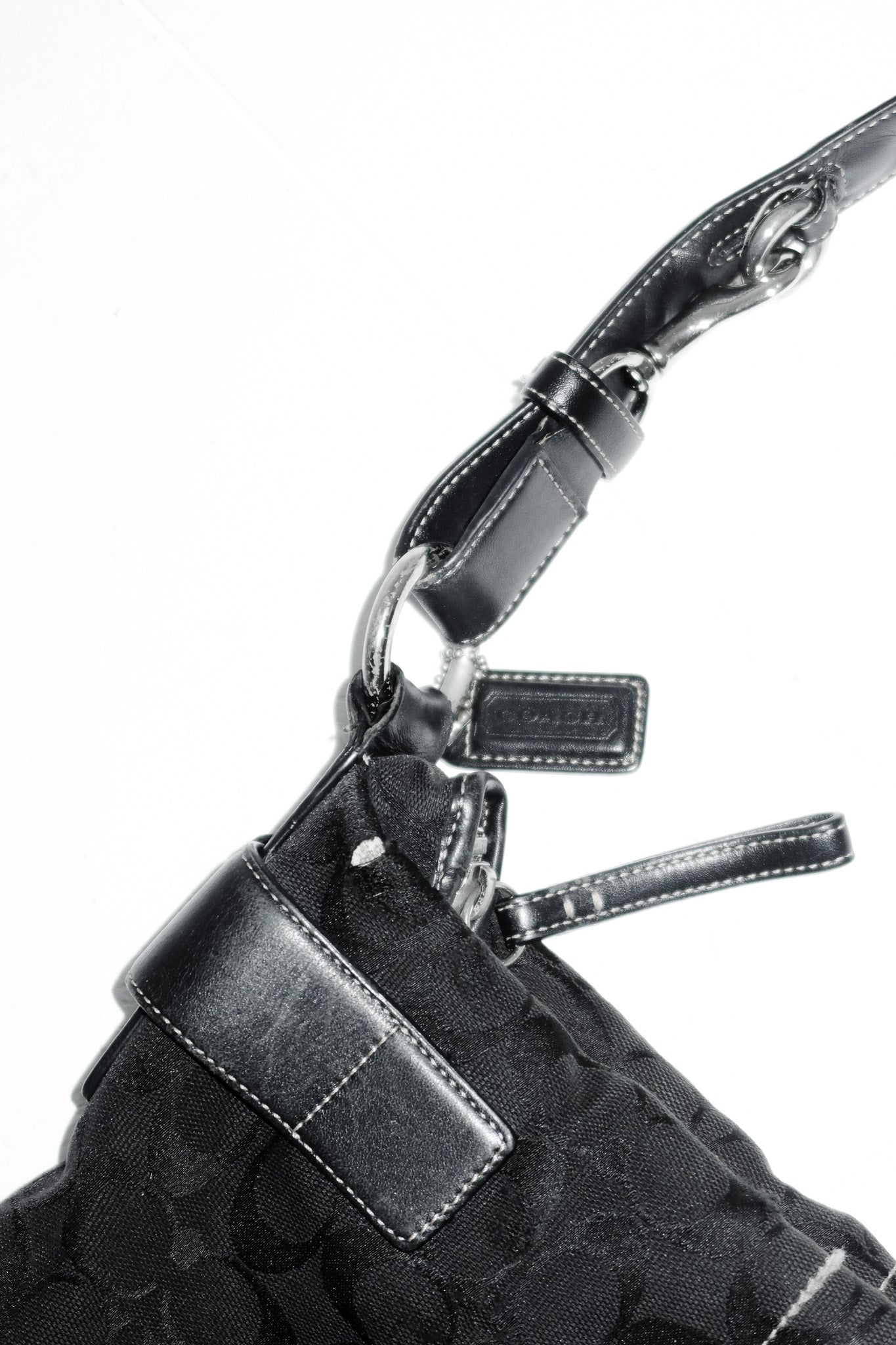 coach canvas/leather soho shoulder bag black jacquard.