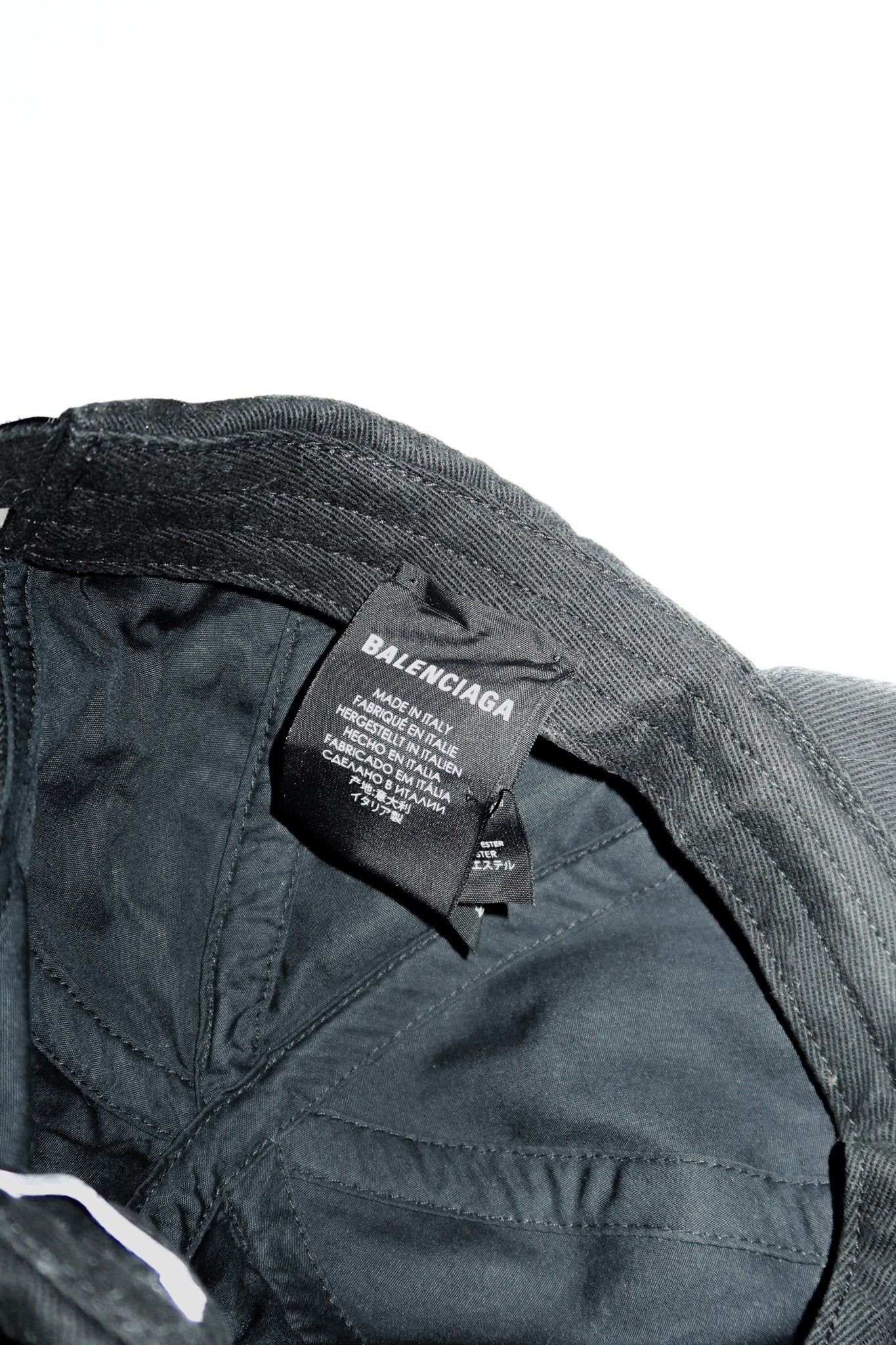balenciaga logo hat black/beige.
