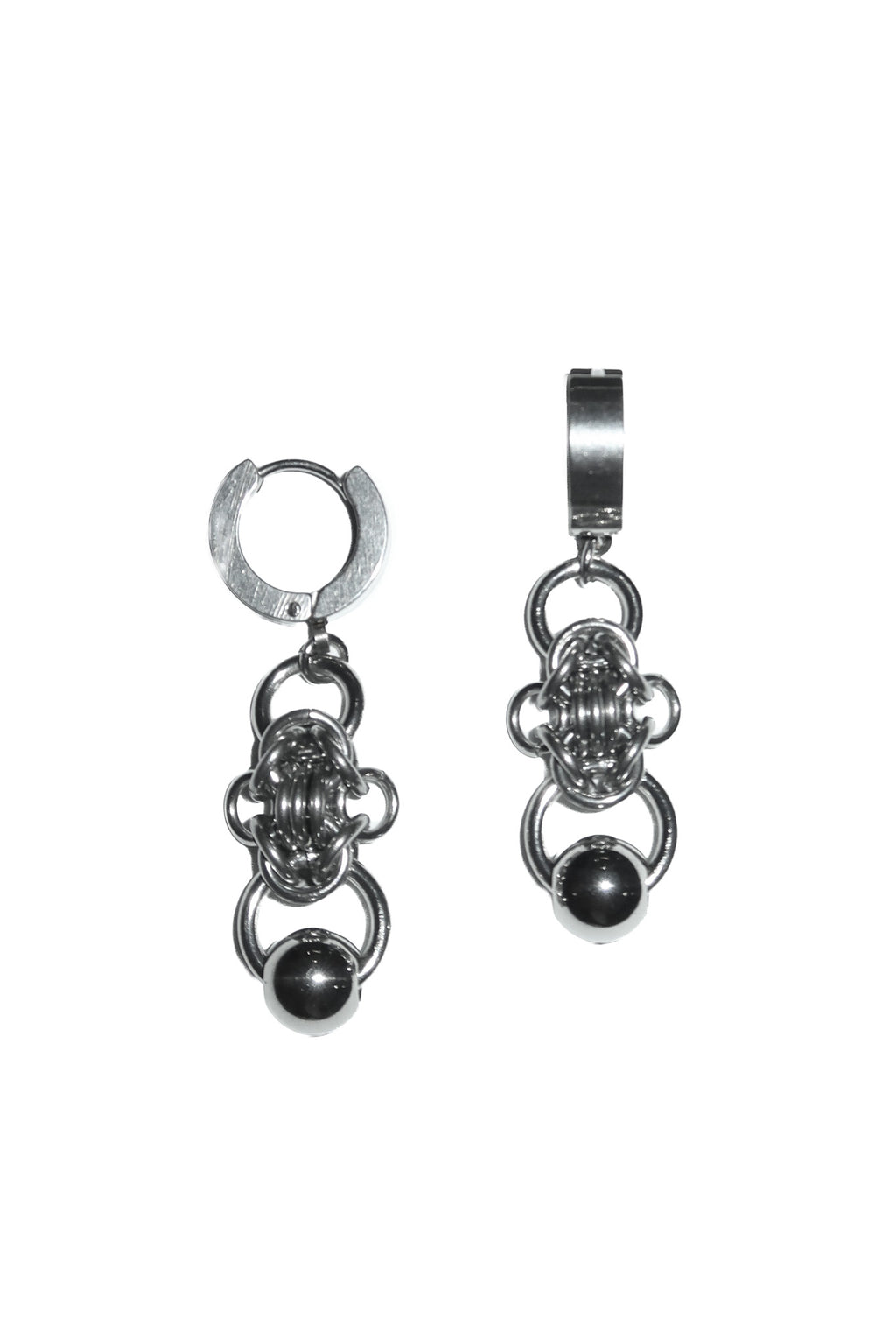 stickychains orb earrings silver.