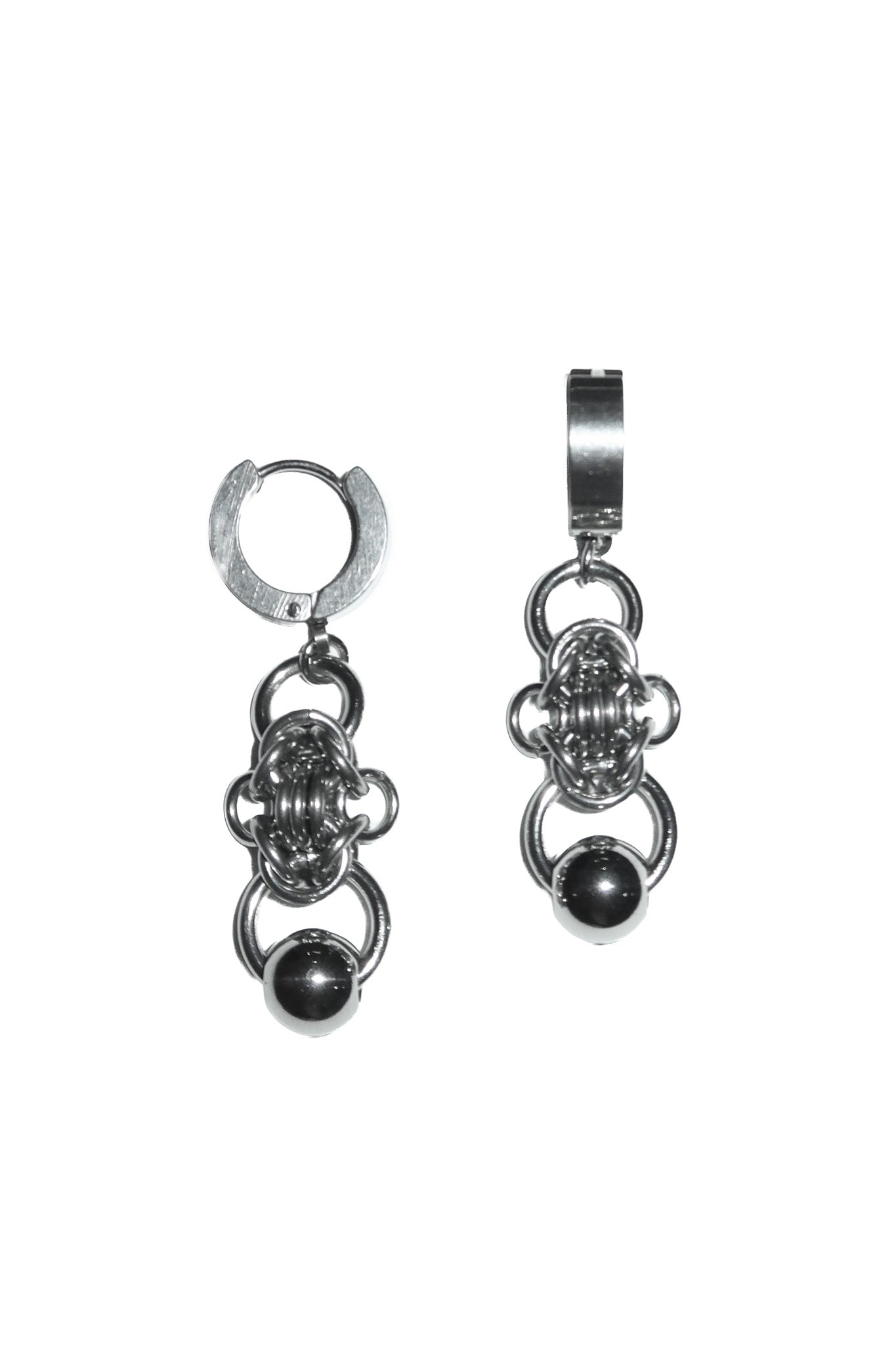 stickychains orb earrings silver.