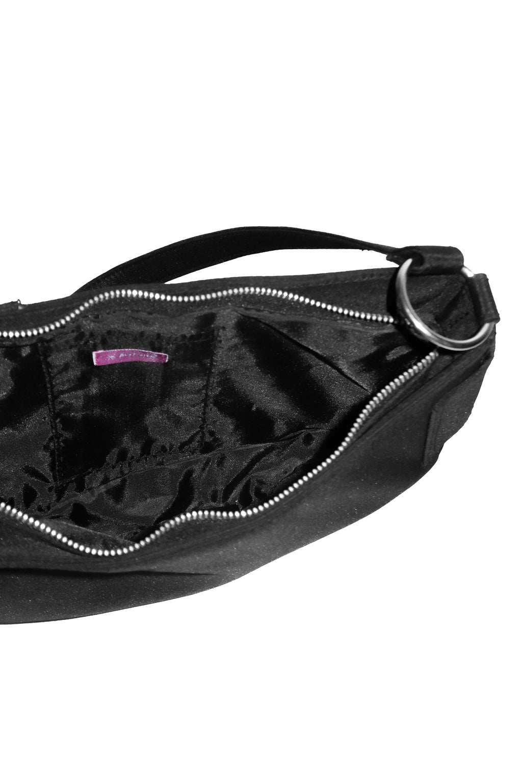 2000’s australis hardware shoulder bag black.