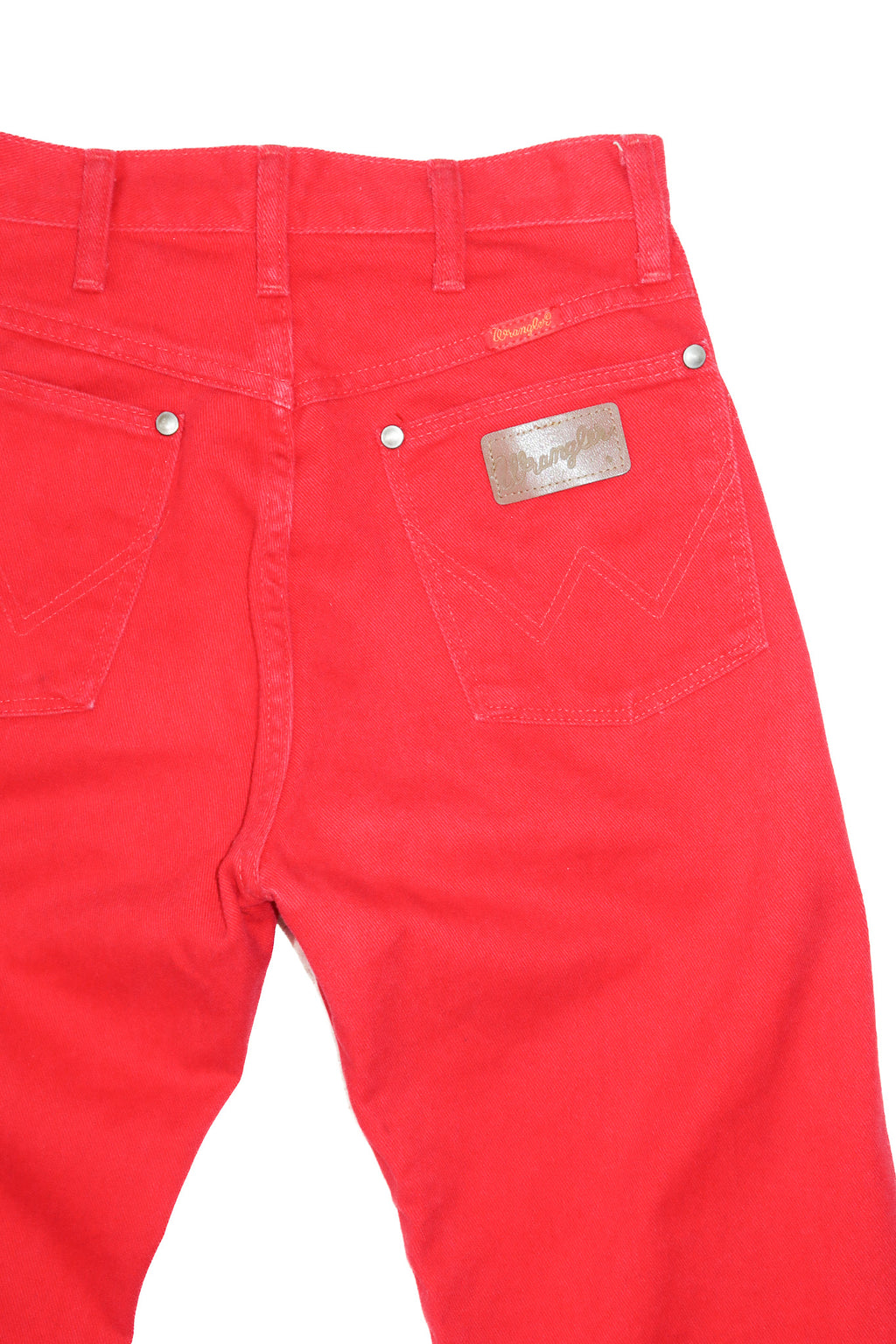 1980’s wrangler high waisted straight leg jeans red.