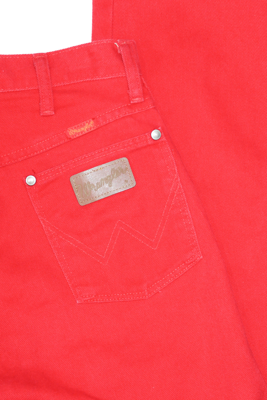 1980’s wrangler high waisted straight leg jeans red.