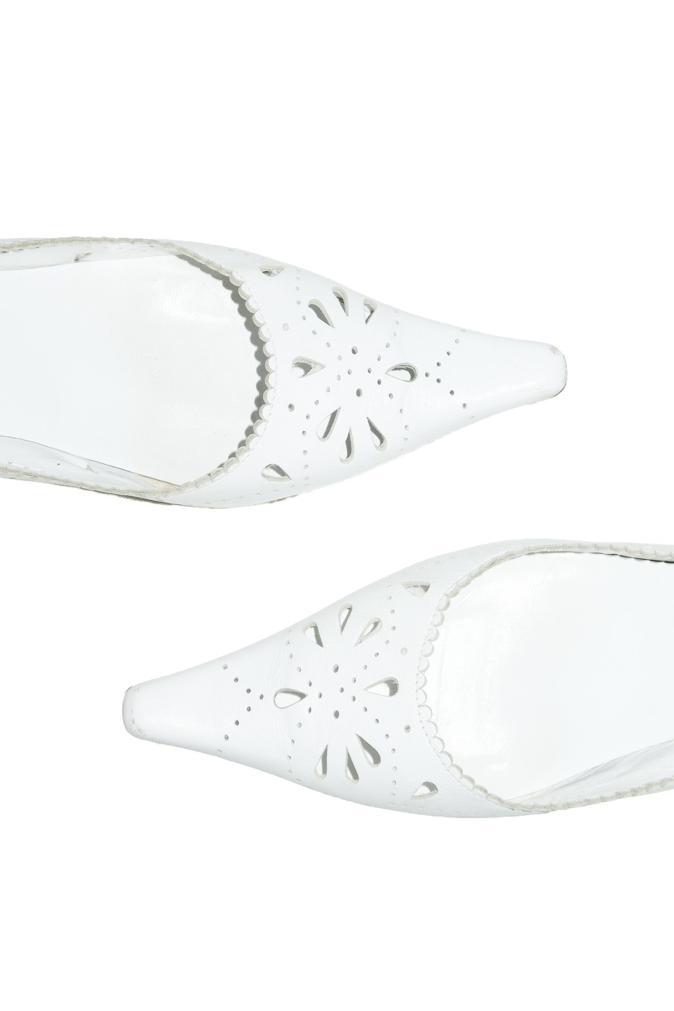 1990’s pepe castell leather cutout kitten heels white.