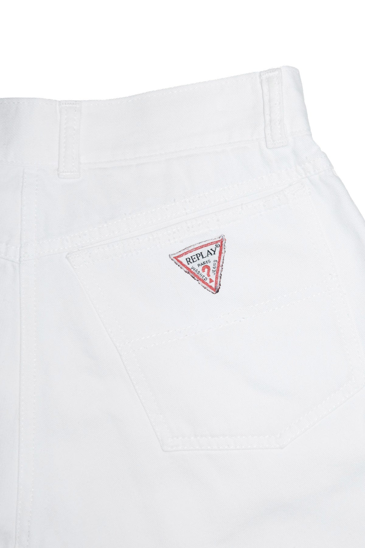 1990’s replay high waisted denim cut off shorts white.
