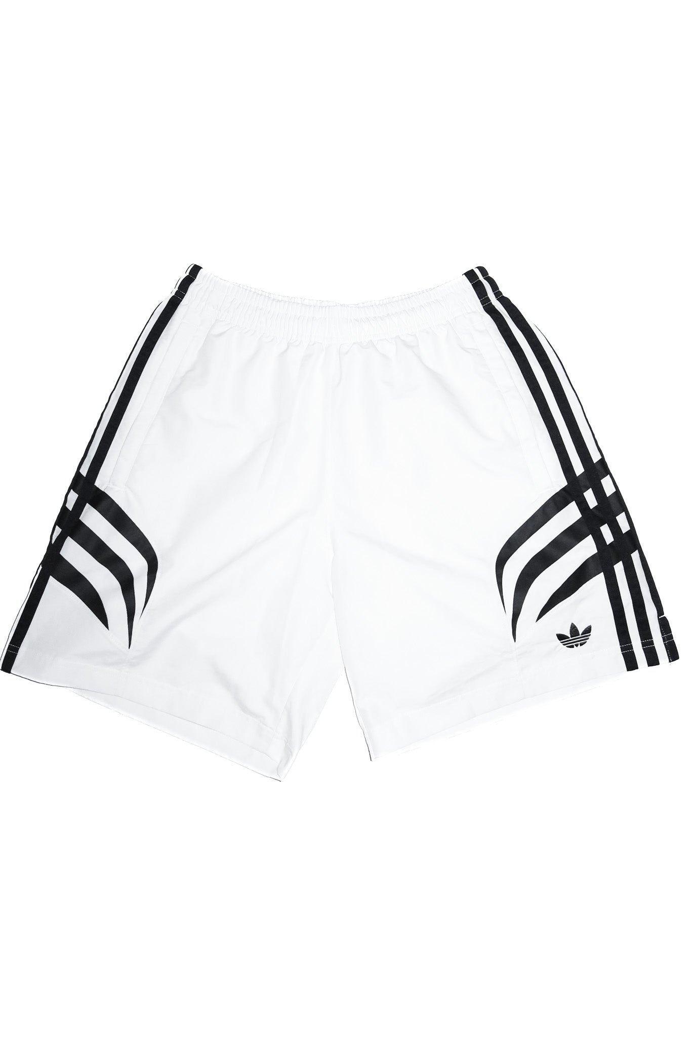 2000’s adidas originals trefoil athletic shorts white.
