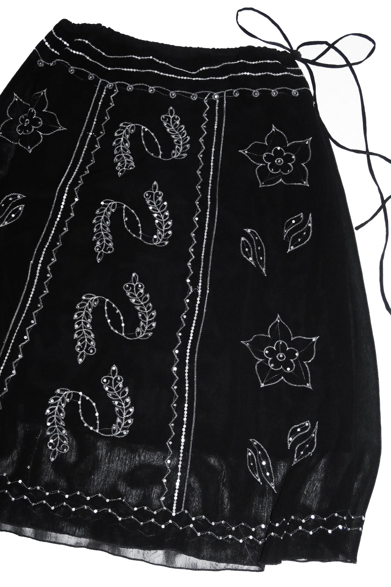 undercoverwear embroidered maxi skirt black.