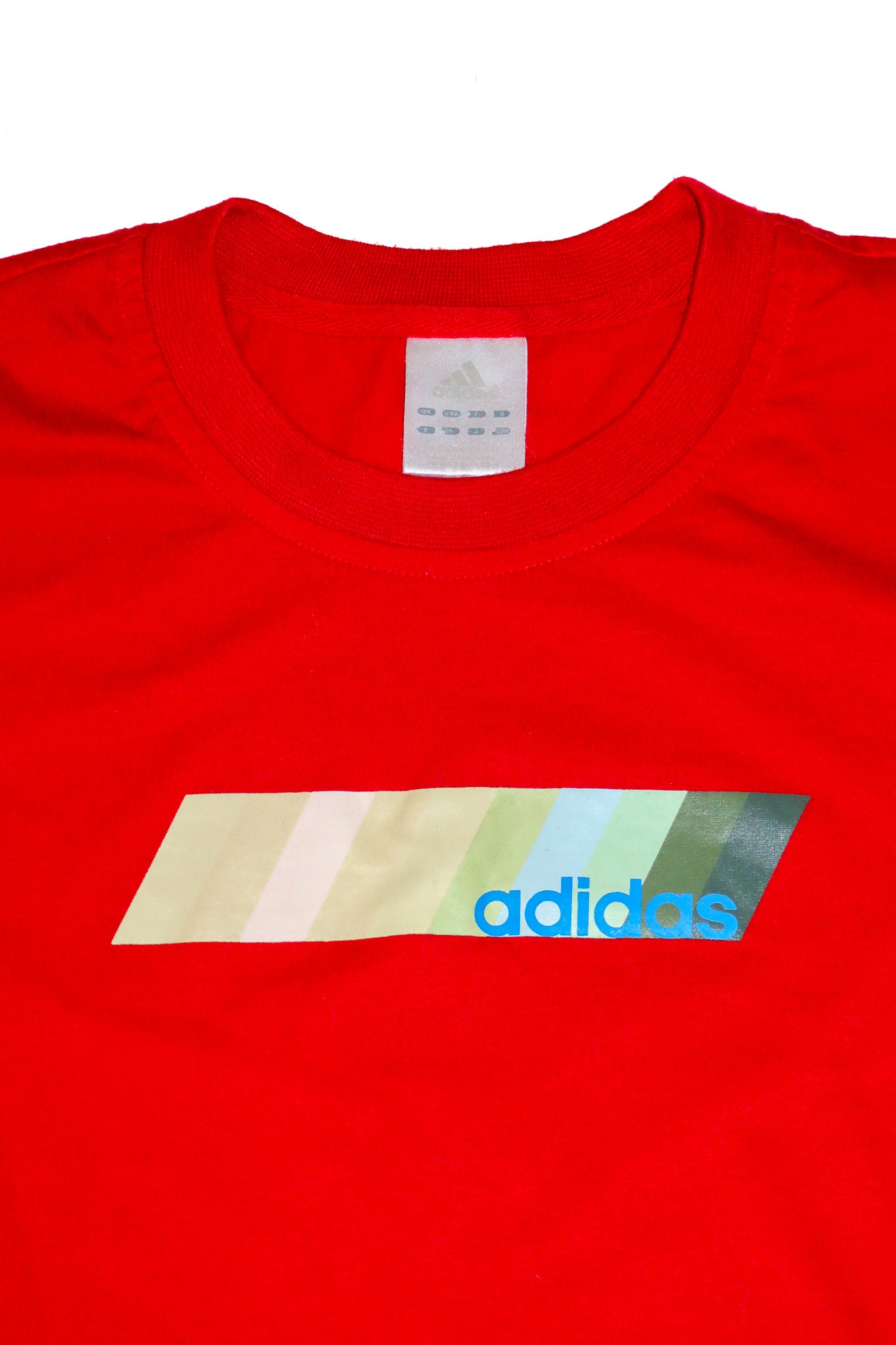 2000’s adidas logo t-shirt red.
