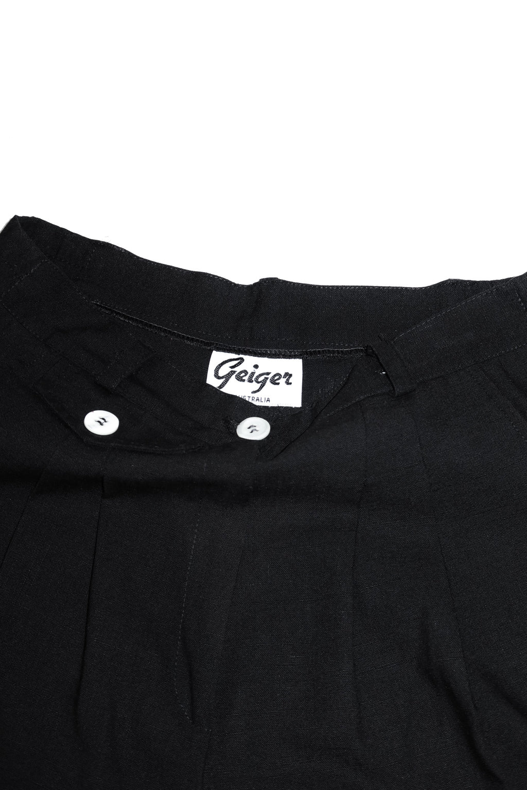 1990’s geiger tailored high waisted shorts black.