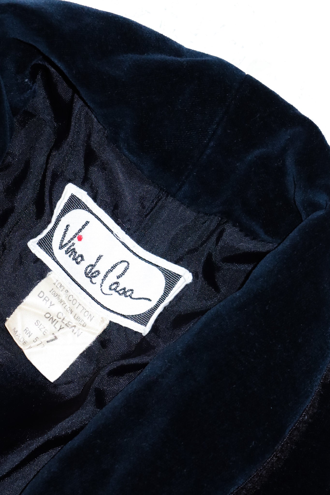 1960’s vino de casa cropped velvet jacket navy.