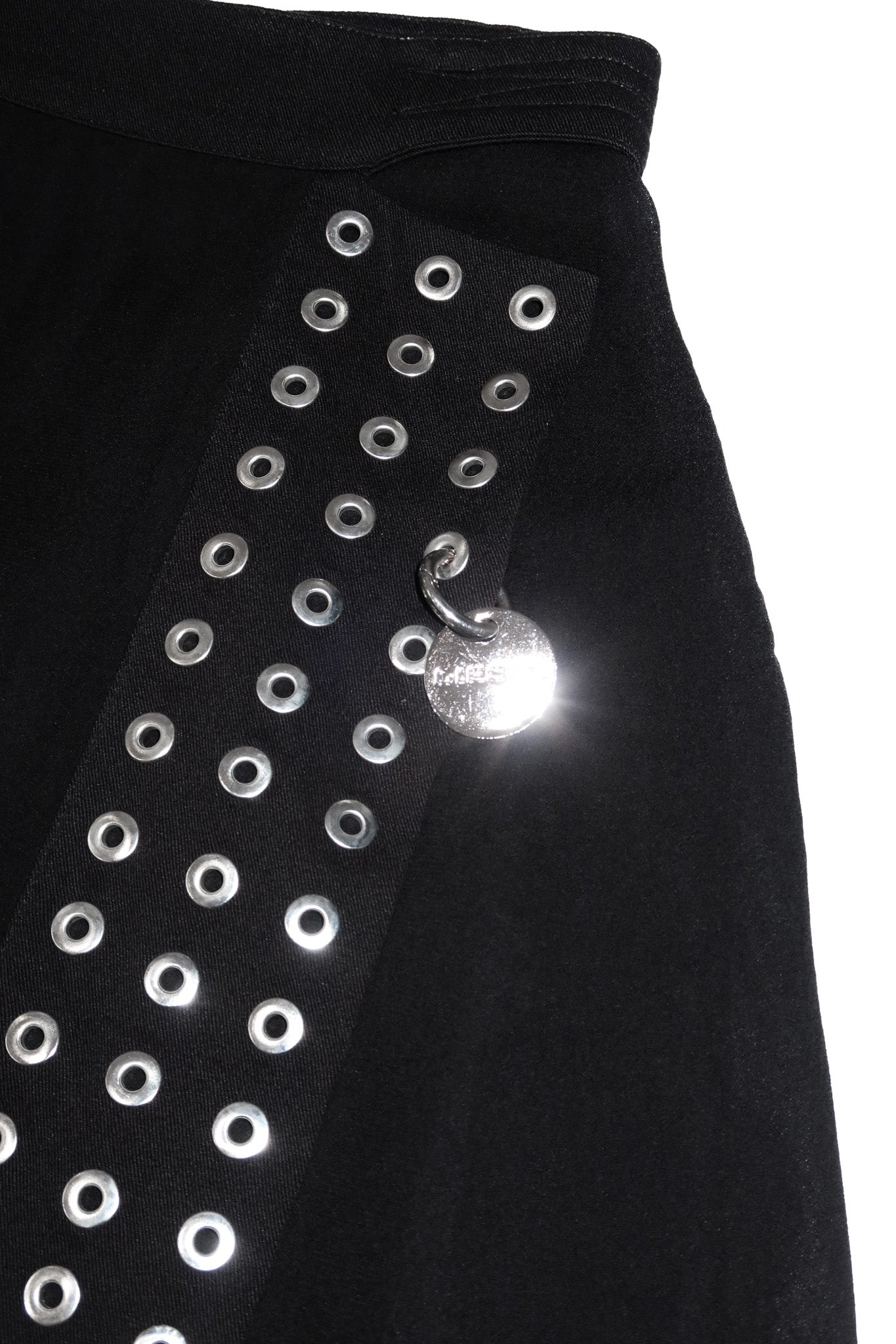 2000’s diesel eyelet mini skirt black.