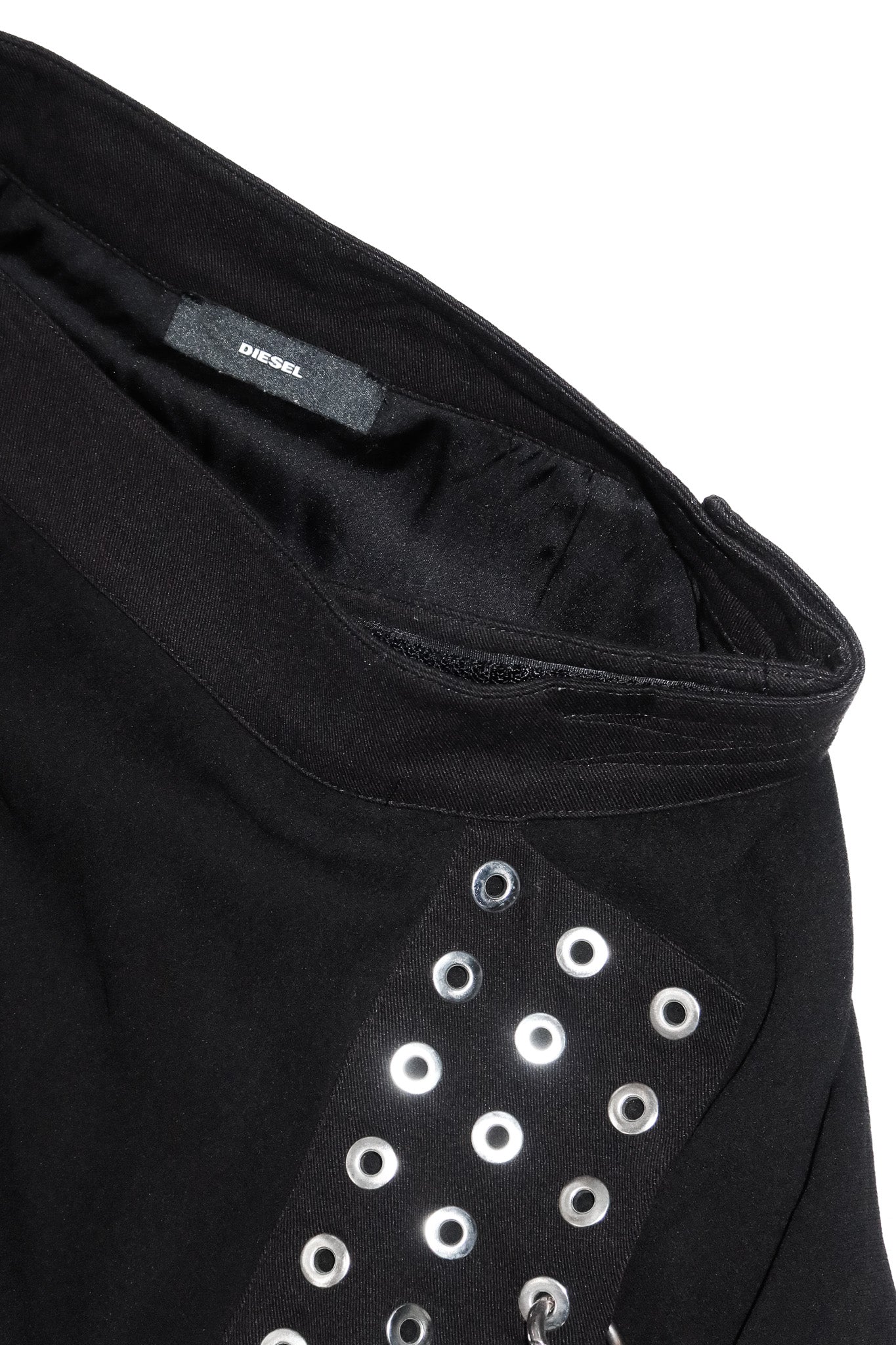 2000’s diesel eyelet mini skirt black.