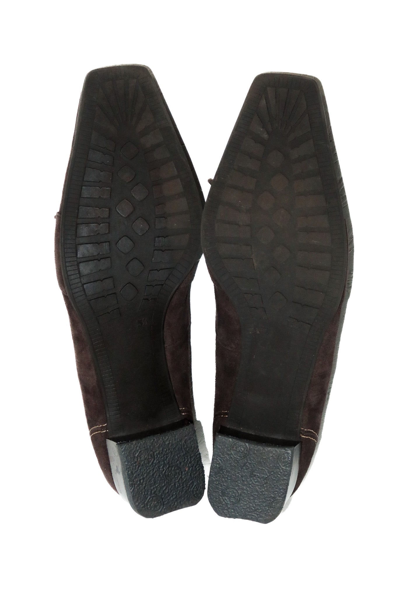 2000’s rene by ara suede heeled loafers brown.
