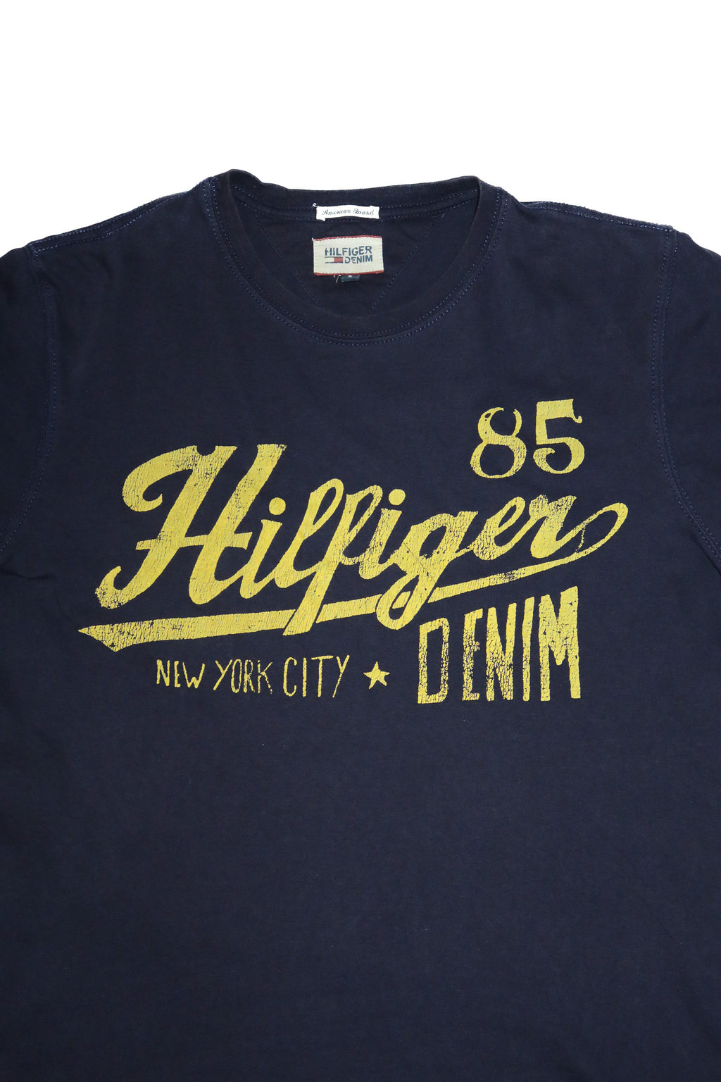 2000’s tommy hilfiger denim t-shirt navy.